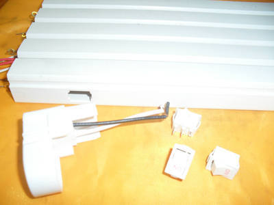 T5帶小開關按鈕支架燈日光燈 8w 貴港港發(fā)五金直銷特價熒光燈詳解